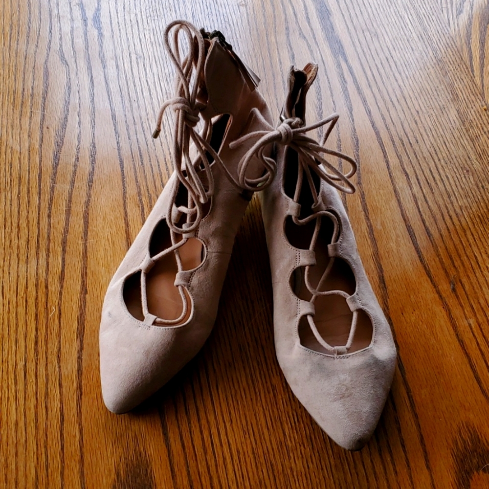 Well Loved Nine West Sandals